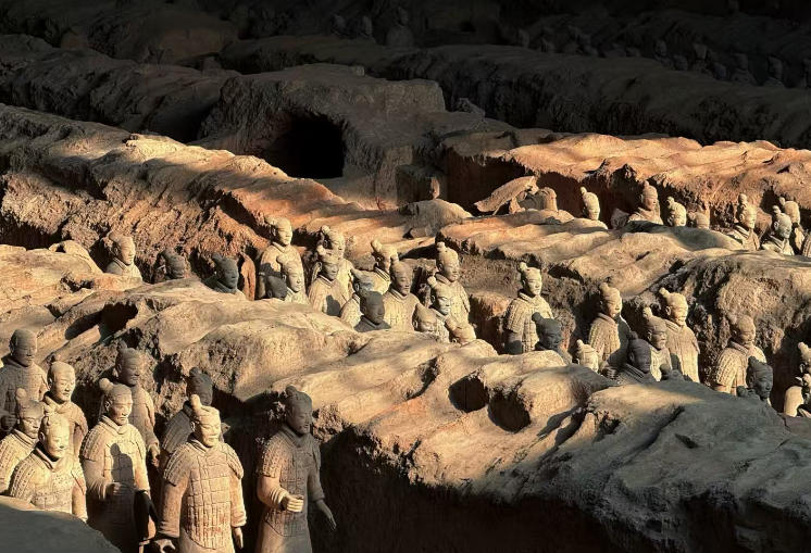 地下帝国的永生军团——秦始皇兵马俑  The Eternal Army of the Underground Empire - The Terracotta Warriors and Horses of Emperor Qin Shi Huang